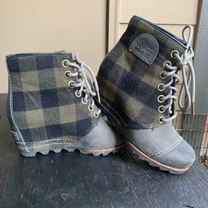 Plaid Flannel Sorel Wedges